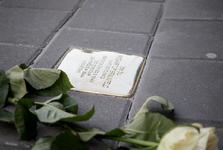 Kameny zmizelých v Sedlčanech připomínají 19 židovských obětí holocaustu. Nesou jejich jména Kameny zmizelých v Sedlčanech připomínají 19 židovských obětí holocaustu. Nesou jejich jména