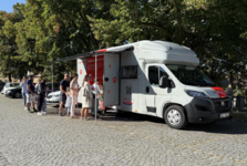 Lítačku si lidé nově vyřídí přímo v Sedlčanech díky mobilní kanceláři PID Point